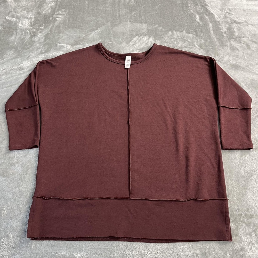 Spanx Tunic Top Womens Small Red Jersey 3/4 Sleeve Exposed Seams Slit Hem‎